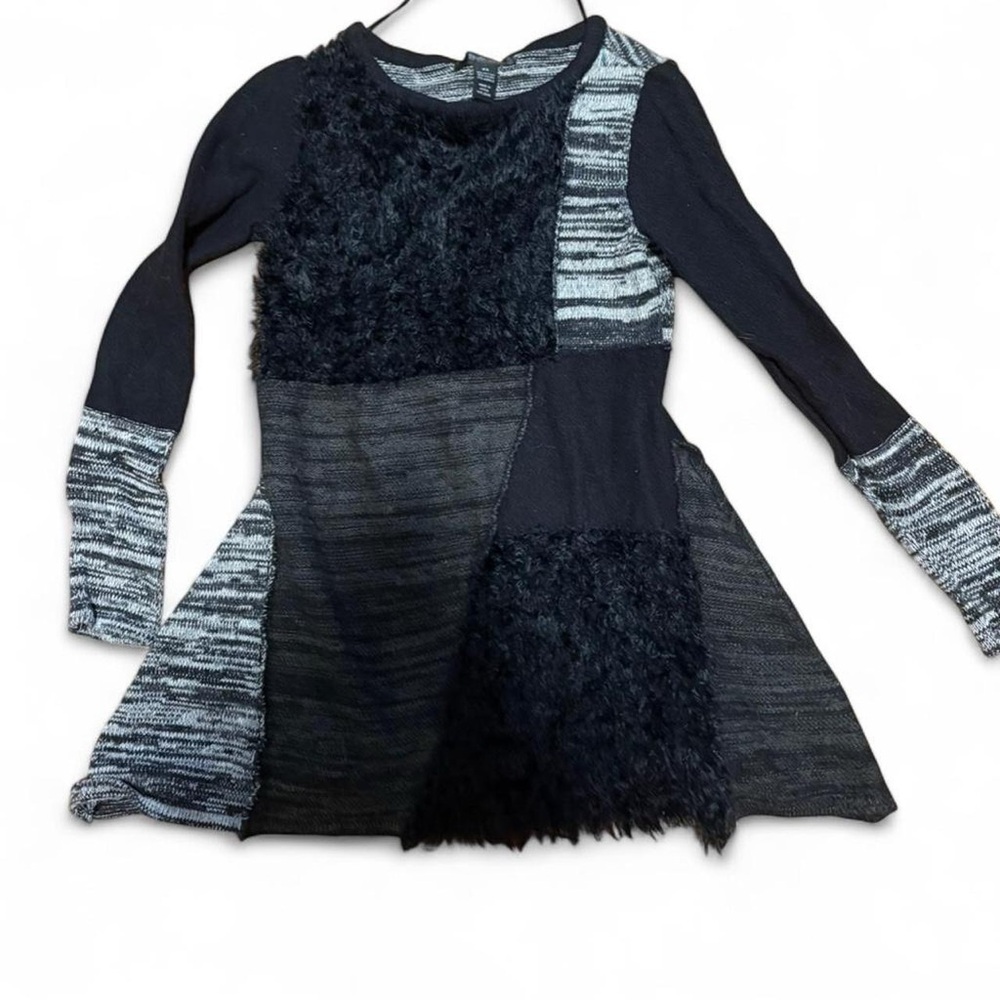 Vintage Y2K textured asymmetrical black‎ sweater xs